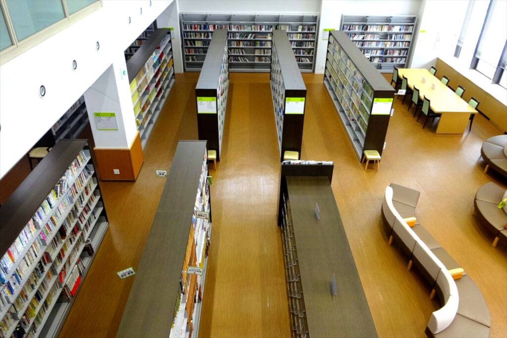 本庄市立図書館,木金ライブラ書架LMA