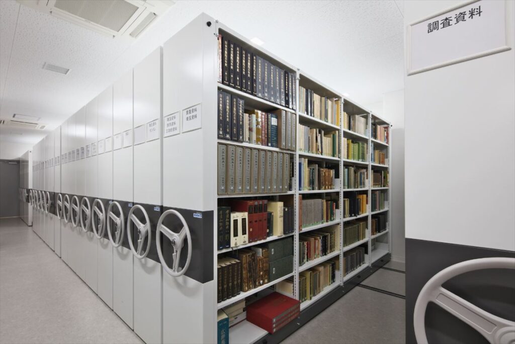 本庄市立図書館,丸ハンドル式移動棚KZCJ,閉架書庫