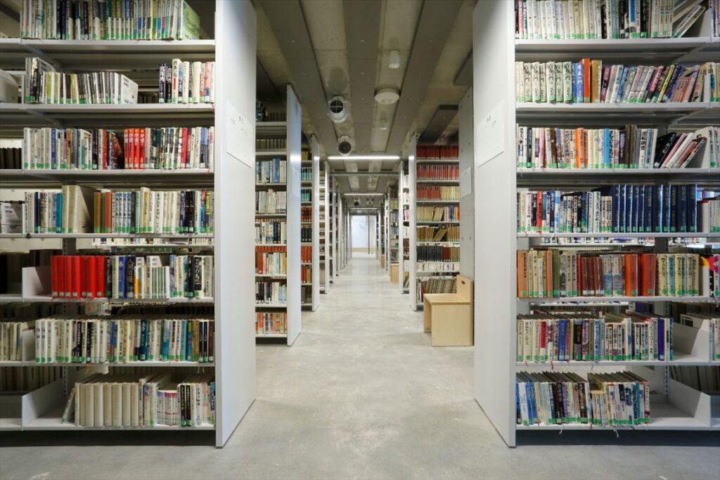 岐阜市立中央図書館（みんなの森ぎふメディアコスモス）,ライブラ書架LSA