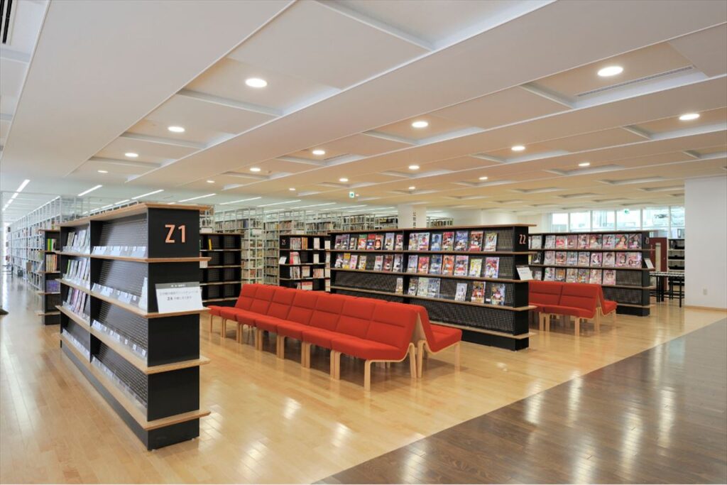 高崎市立中央図書館, 特注木金雑誌架