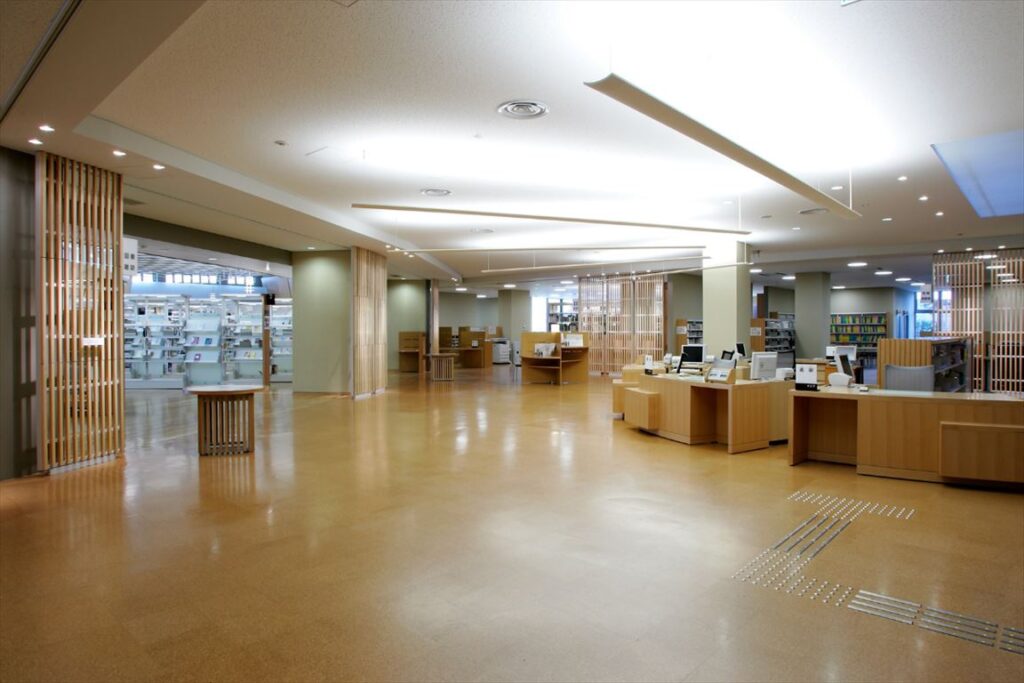 越前市中央図書館, カウンター