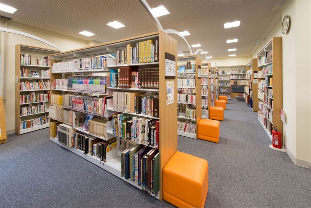 臼杵市立臼杵図書館,木金書架LMA,天ツナギ