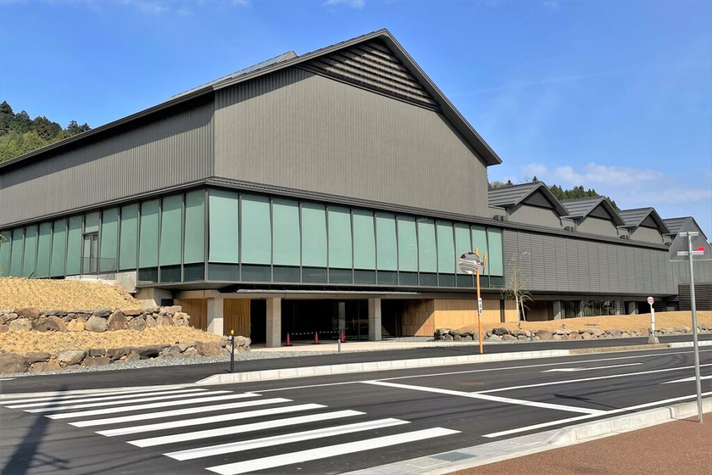 福井県立一乗谷朝倉氏遺跡博物館,本館外観